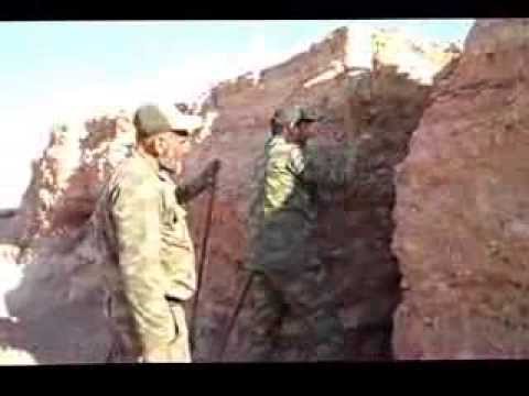 حفر أنفاق باتجاه مطار كويرس العسكري في محافظة إدلب من قبل لواء نور الدين الشهيد كويرس