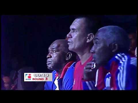 64kg Luis OLIVA (Domadores de Cuba) vs Radzhab BUTAEV (Russian Boxing Team)