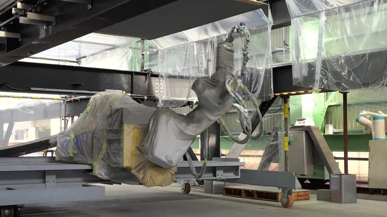 川田工業自動塗装ロボットのデモ