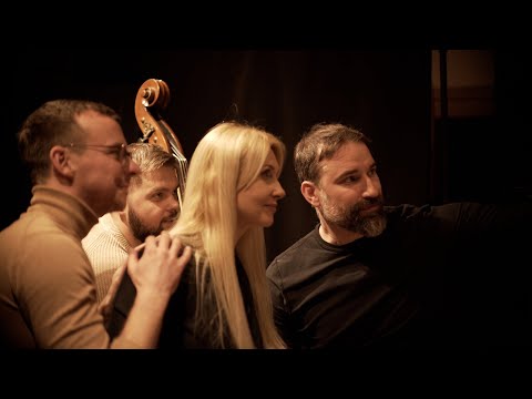 Za dlaňou - Mila Medvedovska a Juraj Benetin