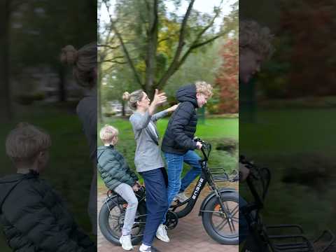 Met z’n drieën op een fatbike?!😱