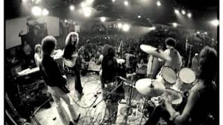 Santana - Everybody&#39;s Everything Live Los Angeles,CA 1971 HQ AUDIO
