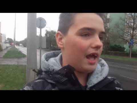 Csőtörés miatt terelve közlekedik a 19-es,39-es busz és néhány éjszakai járat.Megnéztünk mindent.