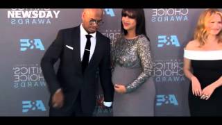 NE YO's pregnant bride