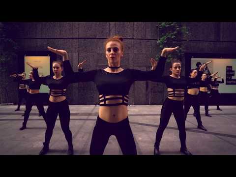 L.B.ONE feat Laenz - Tired Bones