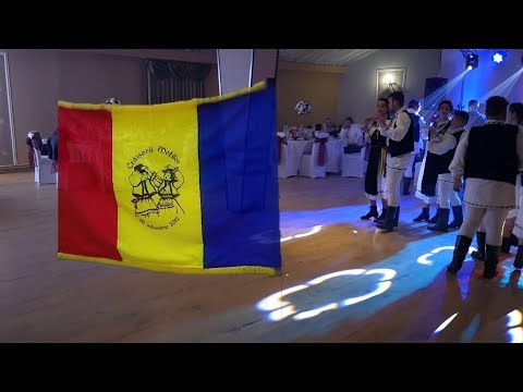 Ansamblul Craisorii Motilor -  dansuri populare la nunta