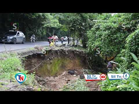 Alcalde de San Francisco Zapotitlán construye muro de contención en km 160 ante negativa del MICIVI