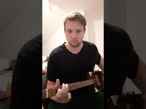 tutorial 183_: cigar box guitar loop station song inspired by a horse with no name #shorts