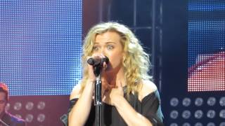 The Band Perry &quot;I&#39;m A Keeper&quot; Live @ Ceasars Circus Maximus Theatre