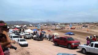 preview picture of video 'Carrera de Pista, Trophy Trucks, San Pedro Baja Sur 24-06-2012'