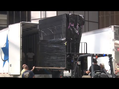 Crews unloading equipment outside MSG, fueling Taylor Swift, Travis Kelce wedding rumors