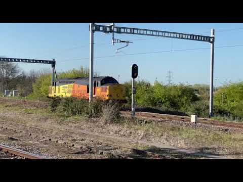 37254 “Cardiff Canton” working 0Z25 Bicester Nth-Reading Triangle 22/04/21