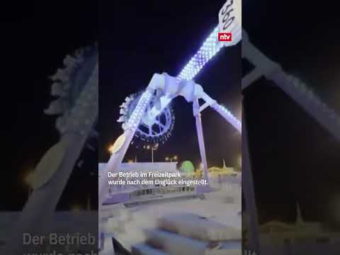 Karussell-Schleuder bricht plötzlich mittendurch