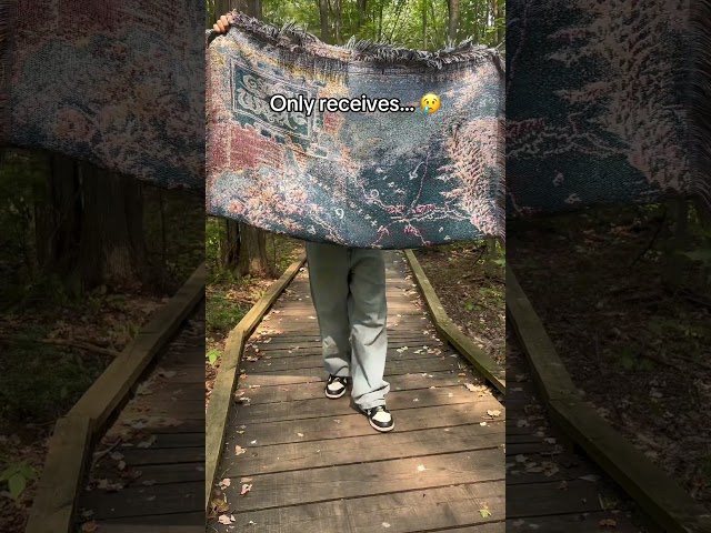 Vídeo relacionado con LORD OF THE RINGS Blanket, 152 x 127 cm The Mellon Silky Touch Super Soft Throw Blanket