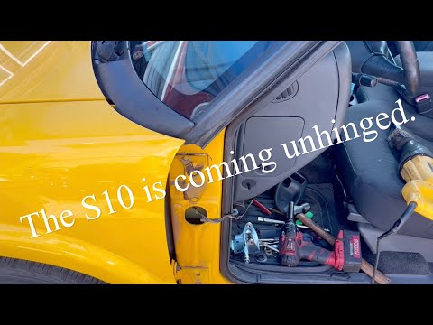 Can’t have the door falling off.  Chevy S10 hinge replacement.
