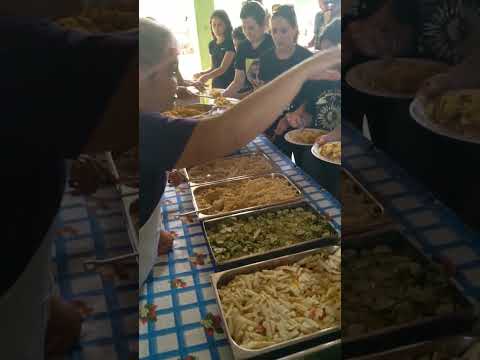 Festival da jabuticaba juscimeira MT almoço galinhada salada farofa de banana alface repolho tomate