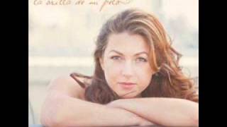 niña pastori, 2011 (hablo contigo)