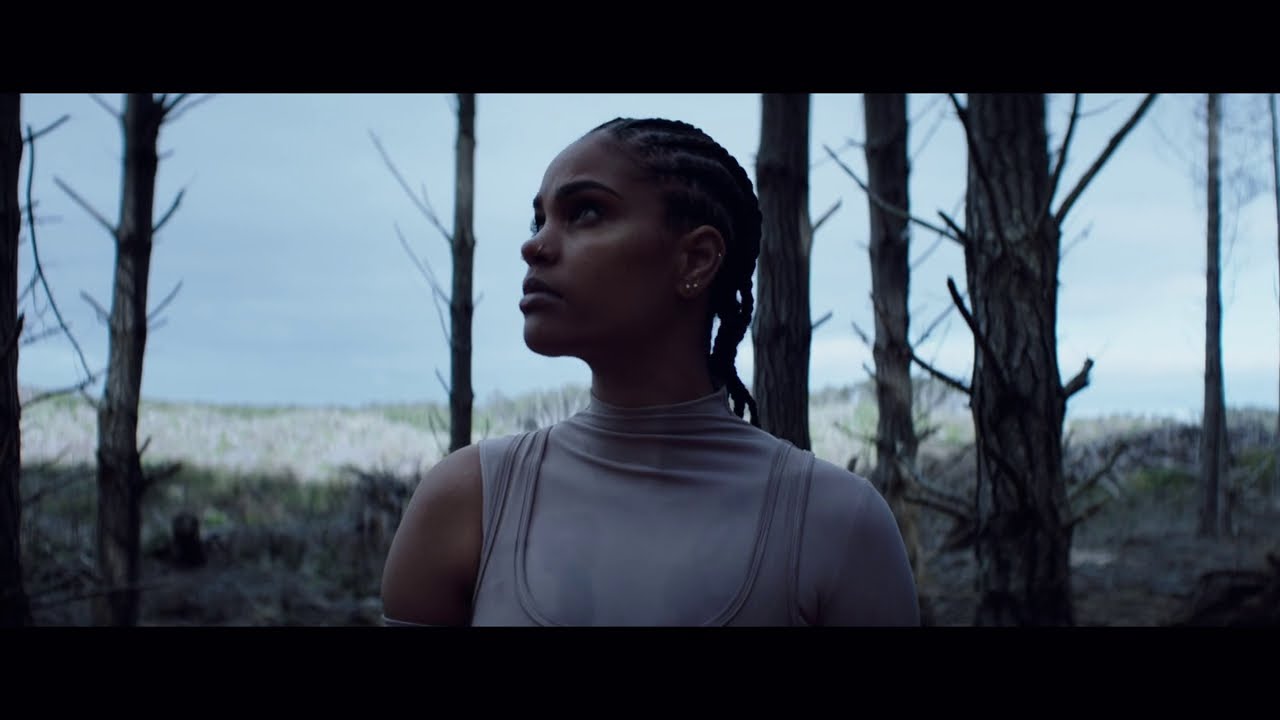 JessB – ‘Bullseye’ Music Video