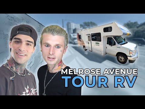 Melrose Avenue - BUS INVADERS Ep. 2082