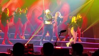 Maluma - Hola Senorita (Live 2019) Maluma - Hola Senorita (Live 2019)