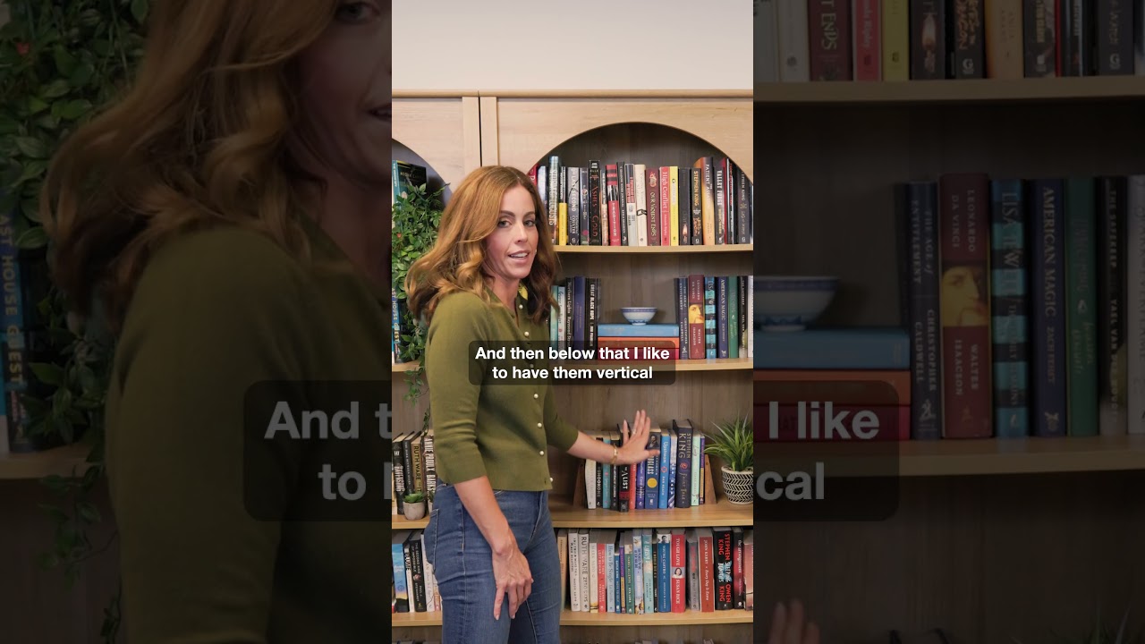 Erin Gates's Easy Tips to Redesign Your Bookshelf