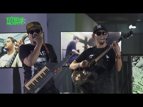 Extreme Moshpit "Stage!" Bandung