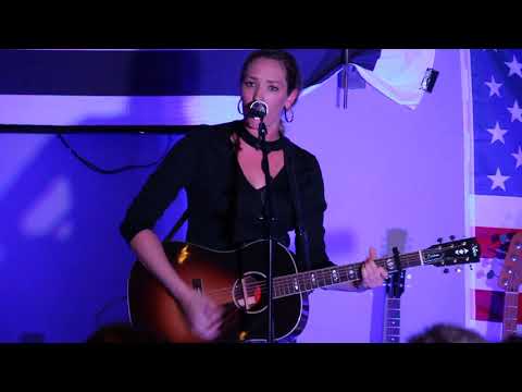 Howlin' Bones   Written And Performed By Hannah Aldridge