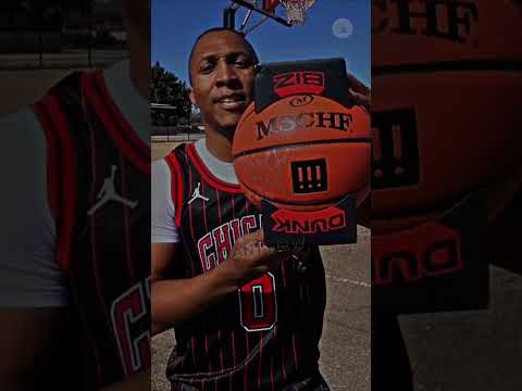 Mua Được Quả Bóng Có Chữ Ký Với Giá Cực Hời Và Cái Kết...