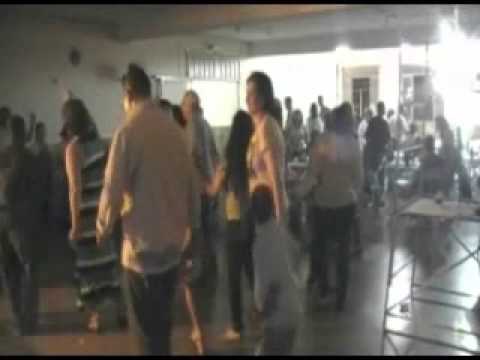 Gerson Meirelles Tecladista e Flavinho DJ tocando ao mesmo tempo.wmv