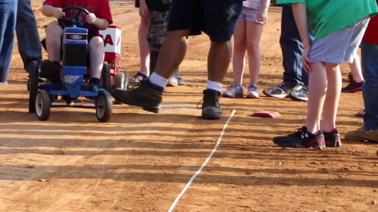 Kiddie Pedal Pull - 4th Annual Antique Tractor and Truck Pull