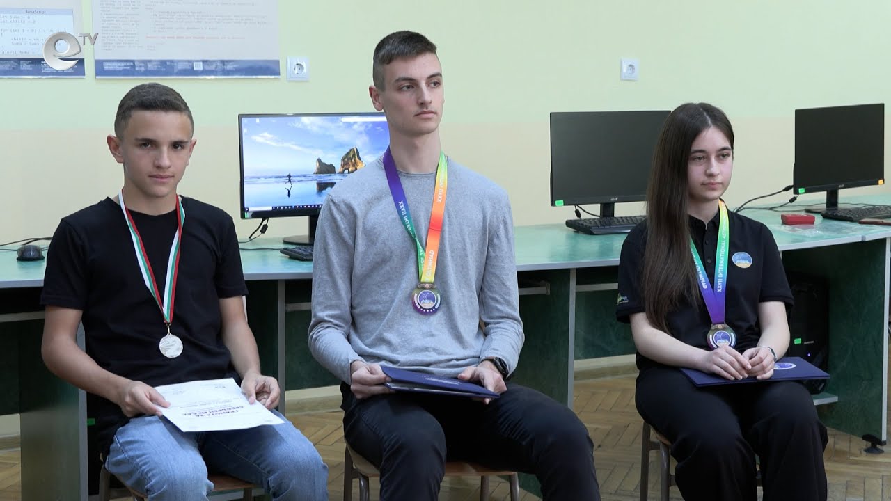 4 медала от престижни състезания за ученици от ПМГ "Акад. Боян Петканчин"