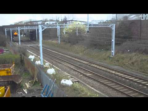 20308 & 20309 storming on 6M56 Berkeley to Crewe flask