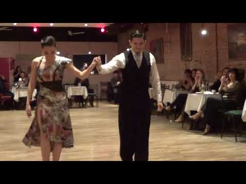 Diego Quispe & Marina Alcalde Milonga "El Esquinazo" Juan D' Arienzo - Obelisco Tango (29-07-15) 3/3