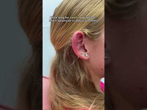 How many helix piercings do you have? 🌟 #earstyling #earpiercing #earpiercings #earpiercingideas