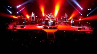 INDOCHINE - LILLE le 03/12/2009 - savoure le rouge