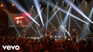 Brantley Gilbert - Dirt Road Anthem (Live on the Honda Stage at iHeartRadio Theater LA)