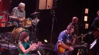 Amy Grant & Vince Gill, Do You Hear What I Hear