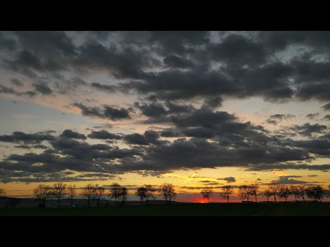 Okolice Starojaworskiej / Jawor przy zachodzie słonca  / 17-04-2022