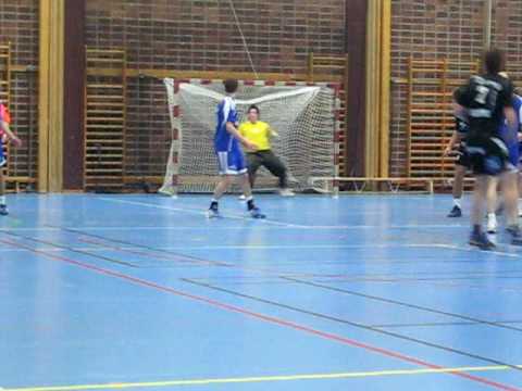 Erik sätter 7-9 från H9 mot Tollarps IF