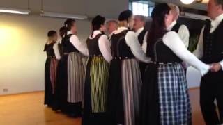 Icelandic Dancing