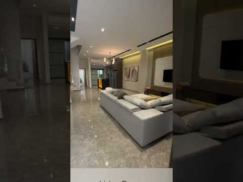 Opera Estate, Jalan Bangsawan, 5 Bedrooms, 3,841 sqft, Terraced House For Rent, by Jenna Tong, 500230563 - PropertyGuru.com.sg