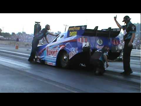 Summit Top Fuel Funny Car Ripping Up The Track At The 2011 World Series Of Drag Racing!!!