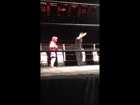Scott Waterford Muay Thai Fight 14-09-2013