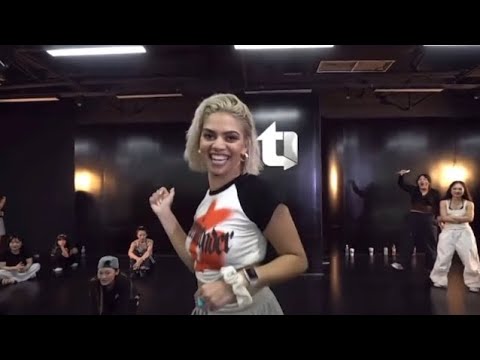 Kirsten Dodgen workshop in China - Gal Yuh Body Hot (2)