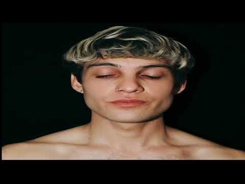 IVAN$ITO - HELLO? FT. MADMANMAX (Official Visualizer)