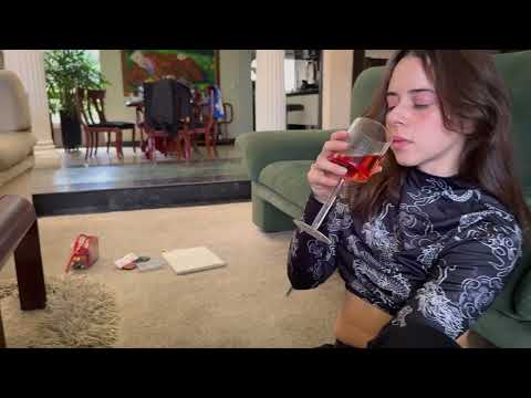 Oneroom, J2D - ¿Me Quiere O No Me Quiere? (Prod. One) Video Oficial.