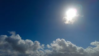 Relax - Clouds passing in front of the sun on the beach ☁️🌊🌞