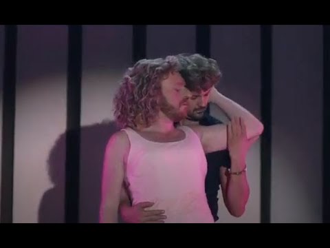 Keith & Paddy's 'Time of My Life' Dirty Dancing End Dance