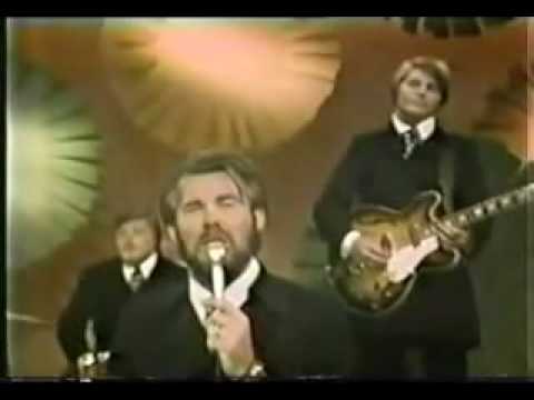 Kenny Rogers  & The First Edition - Ruby "Don't Take Your Love To Town"