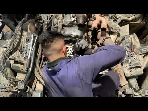 Scania R480 Piston Liner Removal